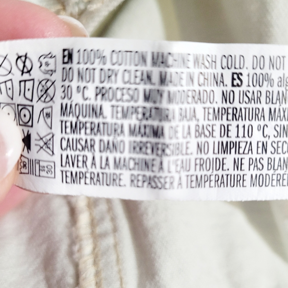 Forever 21+ Acid Wash Denim Jacket Women Plus Size 0X White 100% Cotton Trucker - Picture 12 of 12